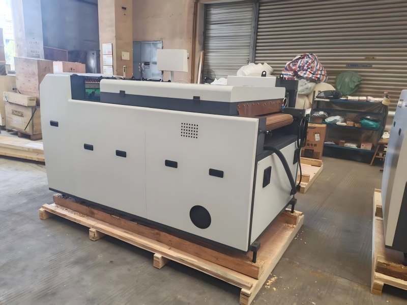 Жаңа Star SGUV-760A автоматты ультракүлгін бояу машинасы жақында жөнелтіледі.